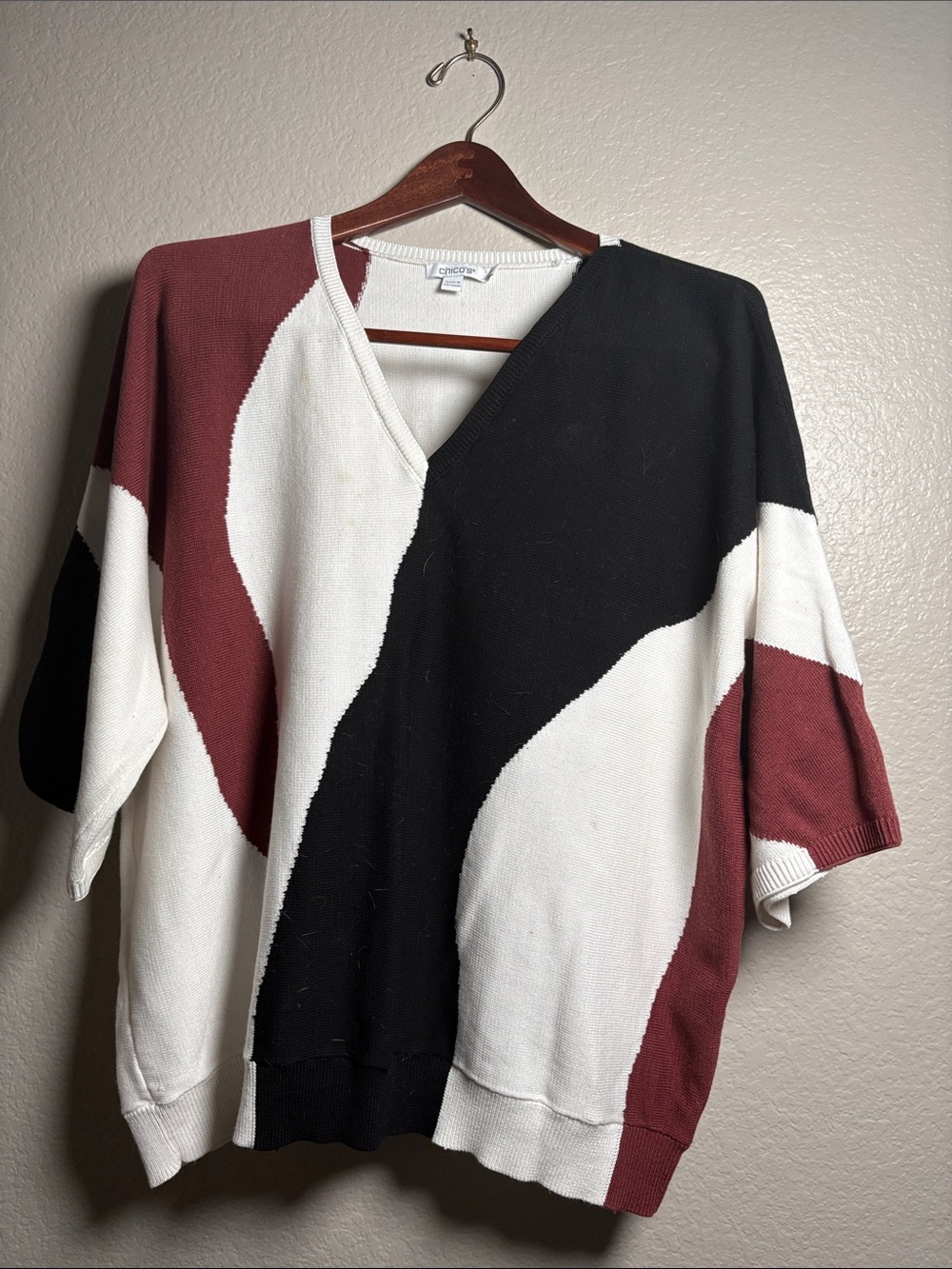 Chico's Colorblock V-Neck Sweater in Black, White & Rust